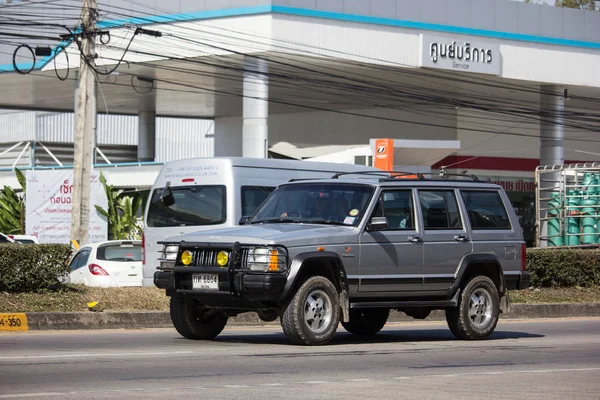 チェンマイ 2019 専用ジープ チェロキー車 道路形 1001 チェンマイ市内から — ストック写真