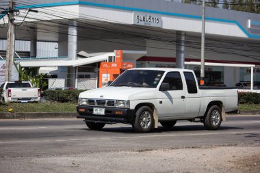 Chiangmai, Tayland - 14 Ocak 2019: Özel pikap araba, Nissan büyük M. Yol no.1001, Chiangmai iş alanı 8 km.