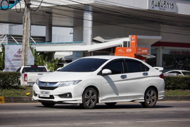 Chiangmai, Tayland - 14 Ocak 2019: Özel Honda City kompakt araç. Japon üretici Honda tarafından üretilen. Fotoğrafa yol no.121 8 km şehir merkezine Chiangmai, Tayland.