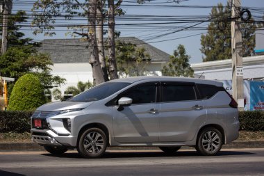 Chiangmai, Tayland - 7 Şubat 2019: Özel yeni Van araba, Mitsubishi Expandar. Fotoğraf Road Hayır 121 hakkında 8 km şehir merkezine Chiangmai, Tayland.