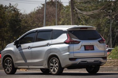 Chiangmai, Tayland - 7 Şubat 2019: Özel yeni Van araba, Mitsubishi Expandar. Fotoğraf Road Hayır 121 hakkında 8 km şehir merkezine Chiangmai, Tayland.