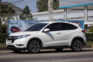 Chiangmai, Tayland - 14 Ocak 2019: Özel araba Honda Hrv şehir Suv araba. Yol no.1001 Chiangmai şehir merkezine 8 km.