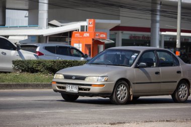 Chiangmai, Tayland - 14 Ocak 2019: Özel Old araba, Toyota Corolla. Fotoğraf Road Hayır 121 hakkında 8 km şehir merkezine Chiangmai, Tayland.