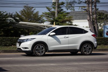 Chiangmai, Tayland - 14 Ocak 2019: Özel araba Honda Hrv şehir Suv araba. Yol no.1001 Chiangmai şehir merkezine 8 km.