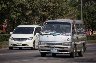 Chiangmai, Tayland - 22 Ocak 2019: özel okul van. Fotoğrafa yol no.121 8 km şehir merkezine Chiangmai, Tayland.