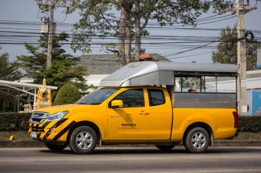 Chiangmai, Tayland - 22 Ocak 2019: kamyonet otoyol bölümü. Fotoğrafa yol no.1001 8 km şehir merkezine Chiangmai, Tayland.