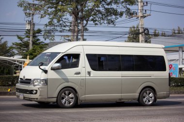 Chiangmai, Tayland - 22 Ocak 2019: Özel Toyota banliyö van. Yol no.121 şehir merkezine Chiangmai Tayland hakkında 8 km, fotoğraf.