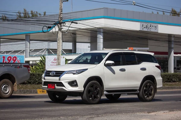 Chiangmai Thajsko Února 2019 Soukromá Toyota Fortuner Suv Auto Silnici — Stock fotografie