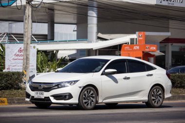 Chiangmai, Tayland - 4 Şubat 2019: Özel Sedan araba Honda Automobil, onuncu nesil Honda Civic. Yol no.1001 Chiangmai iş alanı 8 km.