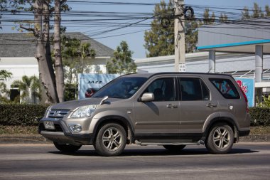 Chiangmai, Tayland - 4 Şubat 2019: Özel araba Honda Crv şehir Suv araba. Yol no.1001 Chiangmai şehir merkezine 8 km.