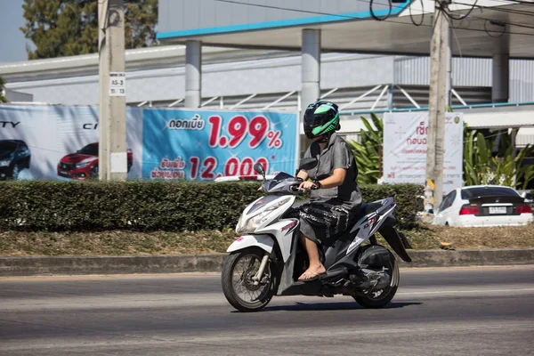 Chiangmai Tailândia Fevereiro 2019 Private Motorcycle Honda Click Foto Estrada — Fotografia de Stock