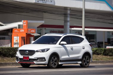 Chiangmai, Tayland - 4 Şubat 2019: Özel Suv araç Mg Zs. ürünü İngiliz otomotiv den. Yol no.1001, Chiangmai şehir merkezine 8 km.