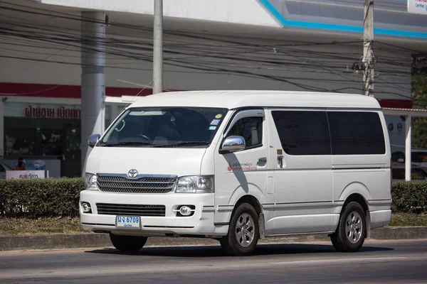 Privat Toyota Ventury van — Stockfoto