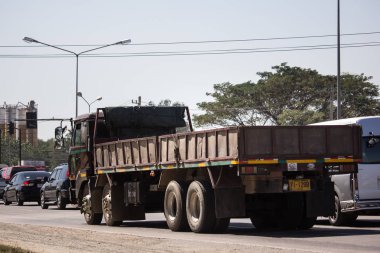  Özel eski Nissan Ud kargo kamyon.