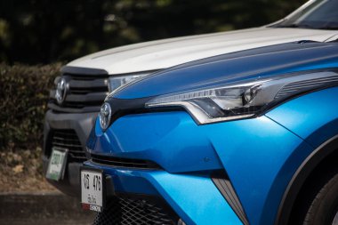 Toyota Chr küçük araba Crossover Suv hibrit araba. 