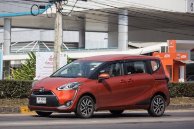  Toyota Sienta Mini Mpv Van. 