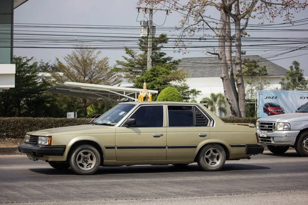 Παλιά ιδιωτικού αυτοκινήτου, Toyota Corona — Φωτογραφία Αρχείου