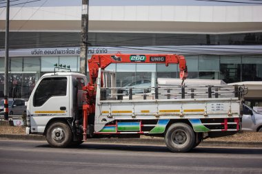 Özel Isuzu kamyon Unic vinç ile. 