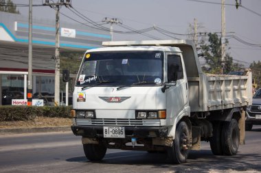 Özel Hino damperli kamyon. 