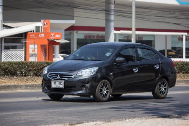 Özel araba Mitsubishi çekin.