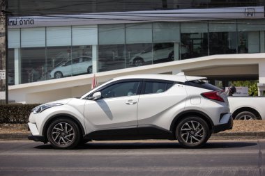 Toyota Chr küçük araba Crossover Suv hibrit araba. 
