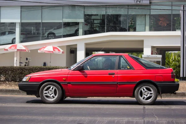 Privates altes Auto Nissan Sentra Coupé. — Stockfoto