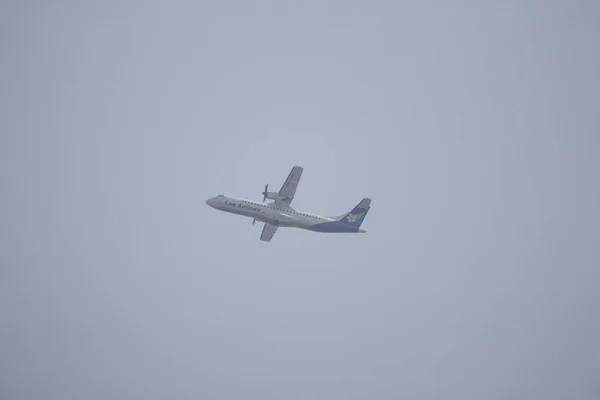 ATR72-500 de Lao Airlines — Foto de Stock