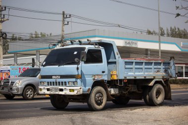 Özel Isuzu damperli kamyon. 