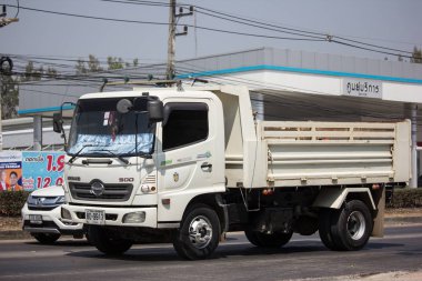 Özel Hino damperli kamyon. 