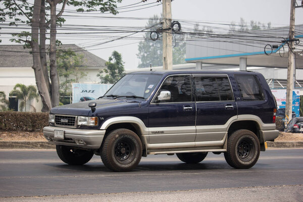 Частный автомобиль, Isuzu Trooper
.  