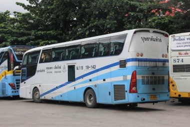 Budsarakham turu otobüsü