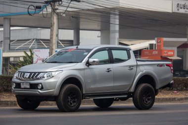 Özel araba, Mitsubishi Triton kamyonet.