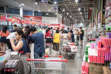 Makro Hypermarket  Chiang mai. 