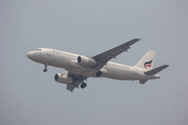 Airbus A320-200 of Bangkokairway. — Stock Photo, Image