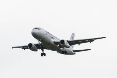 Dragonair Airbus A320-200