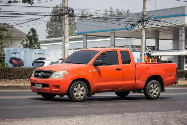 Prywatnego Toyota Hilux Vigo pickupa. — Zdjęcie stockowe