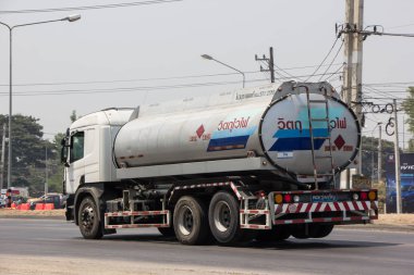  Petrol kamyon nimet Thawee Maeram petrol nakliye şirketi.