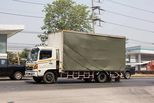 Camión de carga privado Hino . — Foto de Stock