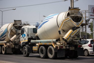 Phiboon Beton Çimento kamyon
