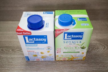  Lactasoy Soya Sütü.