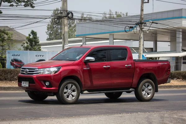 Pick-up soukromé auto Toyota Hilux Revo — Stock fotografie