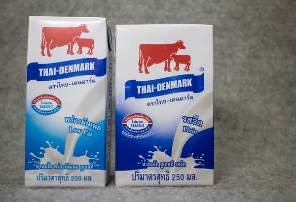 :タイデンマークの牛乳 — ストック写真