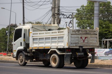 Özel Isuzu damperli kamyon. 