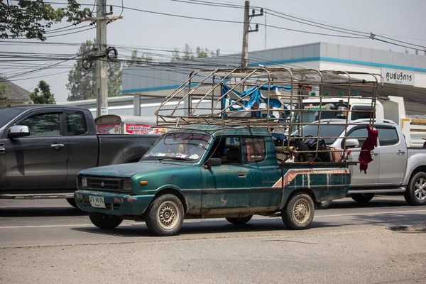 Частный автомобиль, Mazda Семья мини забрать грузовик . — стоковое фото