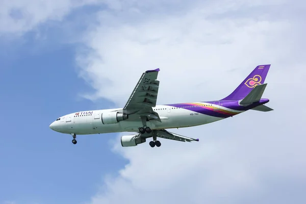 Airbus A300-600 of Thaiairway. — Stock Photo, Image