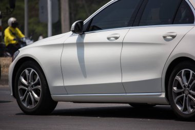  lüks araba Mercedes Benz C200