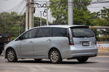 Özel Van Araba, Mitsubishi Space Wagon