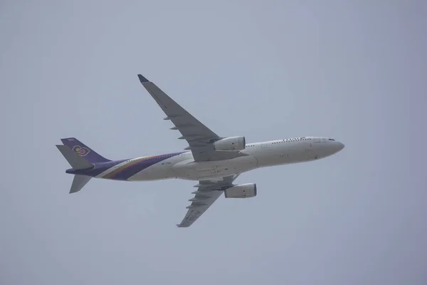 Airbus A330-300 de Thai Airways — Foto de Stock