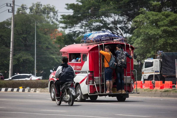 Оранжевое мини-такси Chiangmai — стоковое фото
