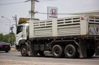 Özel Isuzu römork damperli kamyon. 